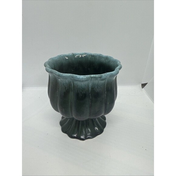 Vintage Hull USA Pottery Pedestal Planter Two Toned Green w/Blue Drip Glaze - Picture 2 of 5